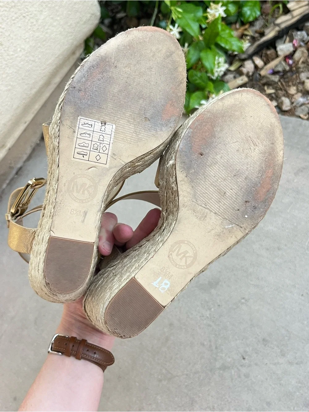 Michael Kors gold wedge sandals 8.5